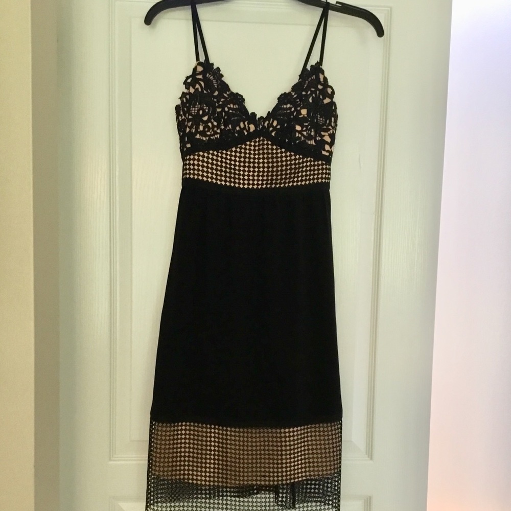 Theory black & light pink lace dress. NWOT. Size 0